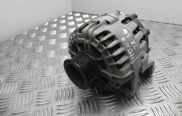 Hyundai ix20 Generator/alternator 13588304 VD15995