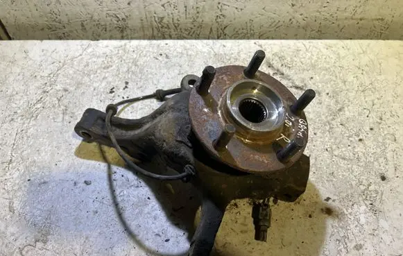 Nissan Qashqai Front wheel hub