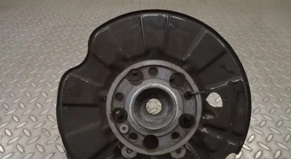 Mercedes-Benz S C217 Rear wheel hub A2220306