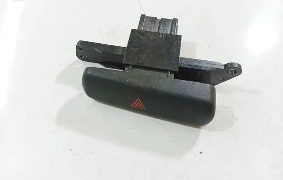 Mitsubishi Carisma Hazard light switch MR114083