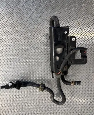 Audi TT TTS Mk2 Fuel injection high pressure pump 1K0906089 8J0906257C