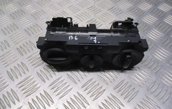 Volkswagen PASSAT B6 Interior fan control switch 