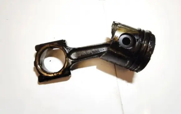 Citroen C5 Piston with connecting rod