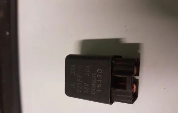 Mitsubishi Pajero Sport I Other relay 521F011C