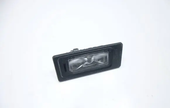 Volkswagen PASSAT B8 Number plate light 5NA943021