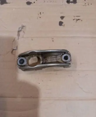 Mercedes-Benz C W203 Camshaft holder R111051 0803t142