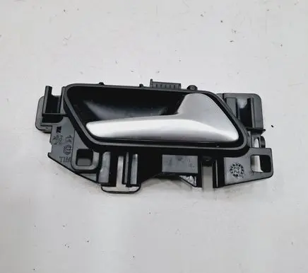 Peugeot 208 Front door interior handle 25527W01