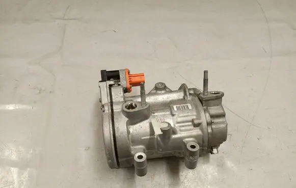 Ford Kuga III Air conditioning (A/C) compressor (pump) LX6A19D623AD
