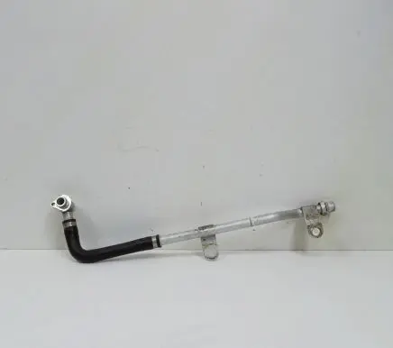 BMW 5 G30 G31 Engine coolant pipe/hose 8602624