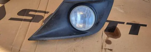 Peugeot 207 Front fog light trim/grill 2007765 9688085477