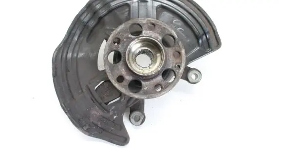 Mercedes-Benz B W246 W242 Front wheel hub