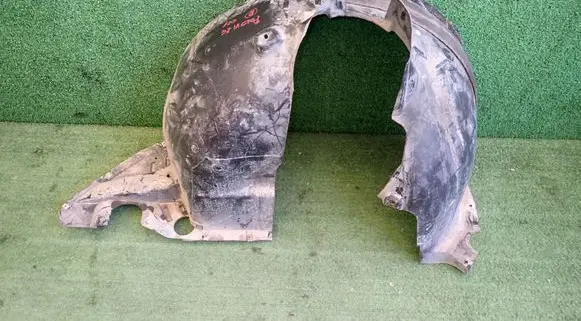 Volkswagen Polo VI Front arch 