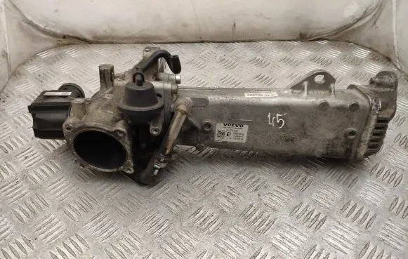 Volvo S60 EGR valve cooler 31325030