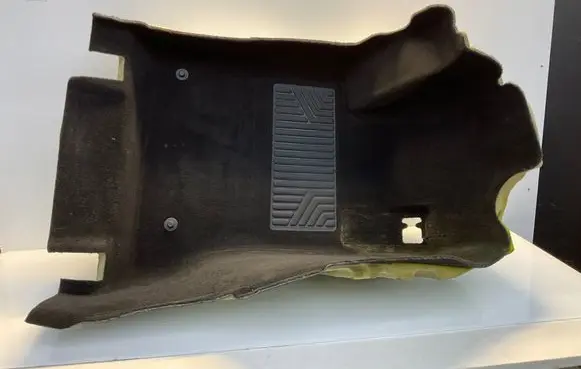 Mercedes-Benz GLK (X204) Front floor carpet liner A2046803140 04092008 204618