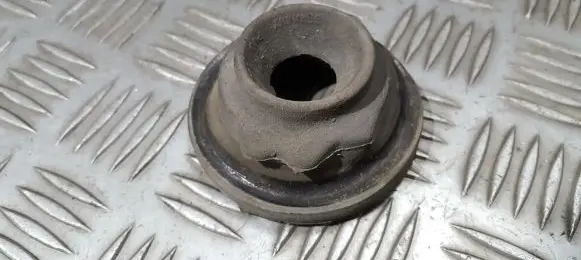 Volkswagen Golf IV Coil spring mount 1j0512149b