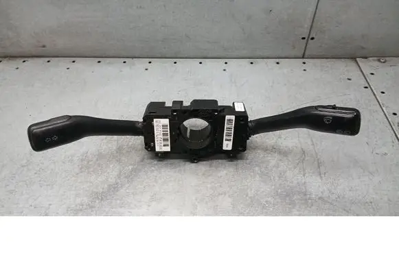 Audi A3 S3 8L Wiper turn signal indicator stalk/switch 8L0953513G
