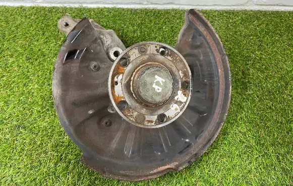 Volkswagen PASSAT B8 Rear wheel hub 3Q0501117a