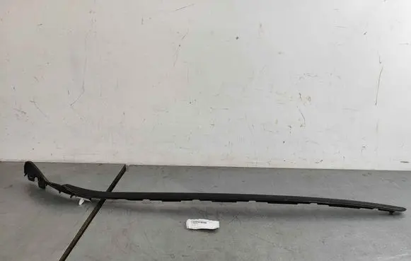 Volvo S90, V90 Windshield trim 31386574