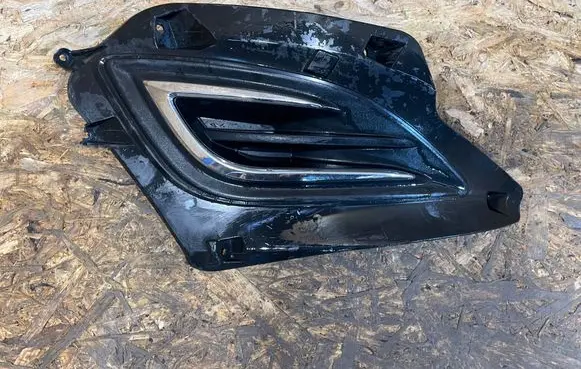 Front bumper lower grill