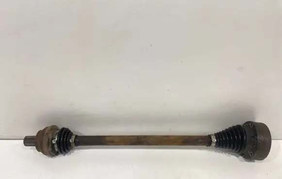 Volkswagen PASSAT B7 Rear driveshaft 1K0501204D