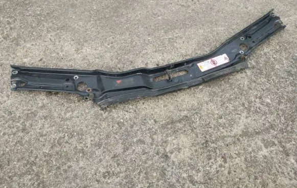 Audi A6 S6 C4 4A Top upper radiator support slam panel