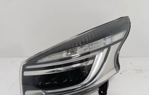 Renault Trafic III (X82) Headlight/headlamp 260608582R