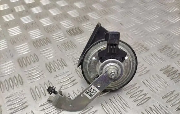 Ford Kuga II Horn signal GJ5T13802CC