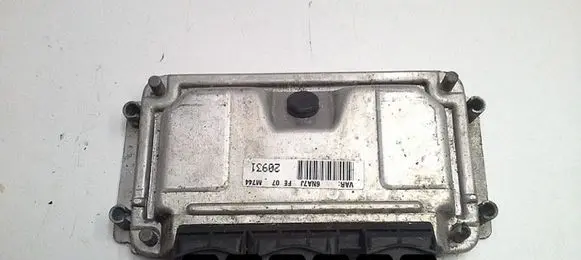 Citroen Xsara Picasso Engine control unit/module 9637839580