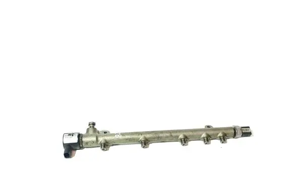 Mercedes-Benz C W204 Fuel main line pipe 9307Z515A 9307Z515 31073120003