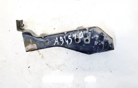 Audi 80 90 S2 B4 Headlight/headlamp mounting bracket 8A0805608