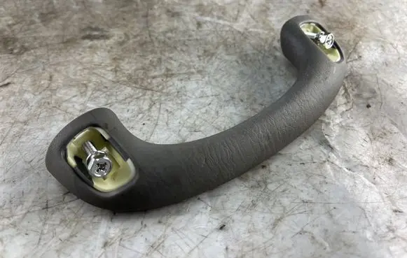 Toyota Land Cruiser (J120) Front interior roof grab handle 7461045010