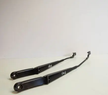 Volkswagen Tiguan Windshield/front glass wiper blade 5N2955410 5N2955409