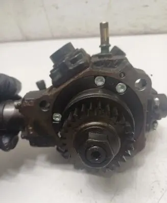 Renault Talisman Fuel injection high pressure pump 0445010404