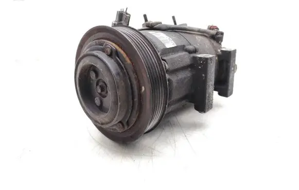 KIA Sportage Air conditioning (A/C) compressor (pump) F500DX9EA10