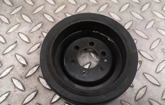 BMW 2 F22 F23 Crankshaft pulley 7597420