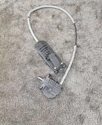Skoda Kamiq Front door check strap stopper 654837393A