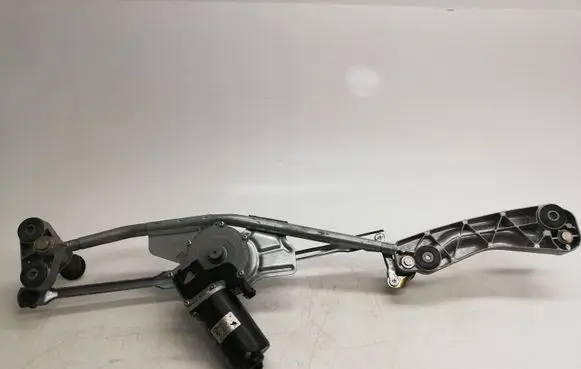 BMW X1 E84 Front wiper linkage and motor 8360603