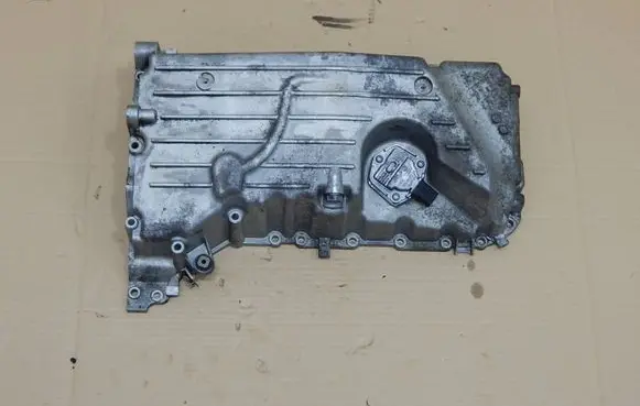 Volkswagen Multivan T5 Oil sump 070103603L