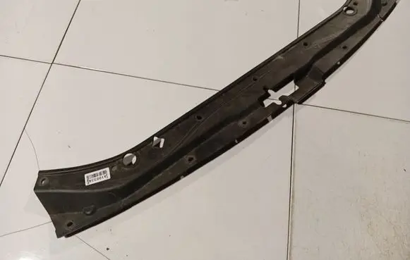 KIA Sportage Engine bonnet/hood lock trim molding 863611F000 86361-1F000