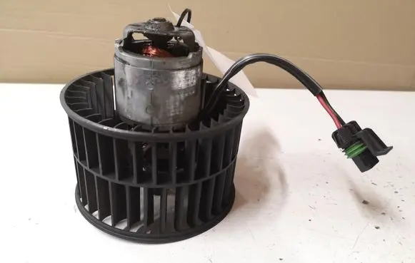 Renault Espace III Heater fan/blower 0130063507