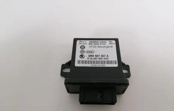 Volkswagen PASSAT B6 Light module LCM 5M0907357A