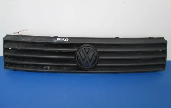 Volkswagen Polo II 86C 2F Front grill