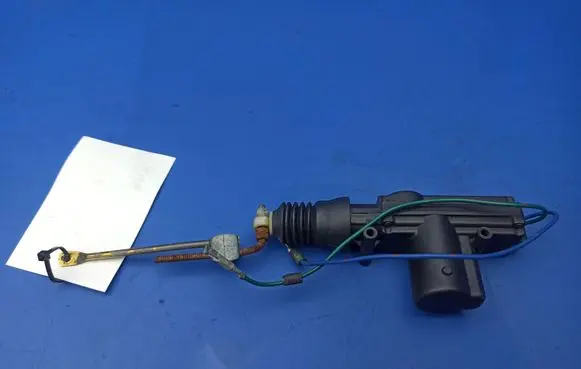 Mercedes-Benz S W126 Central locking motor V01000301 DC12VCHENM
