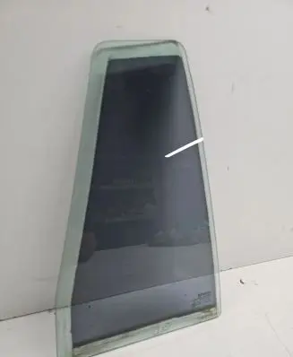 Renault Laguna II Rear vent window glass 
