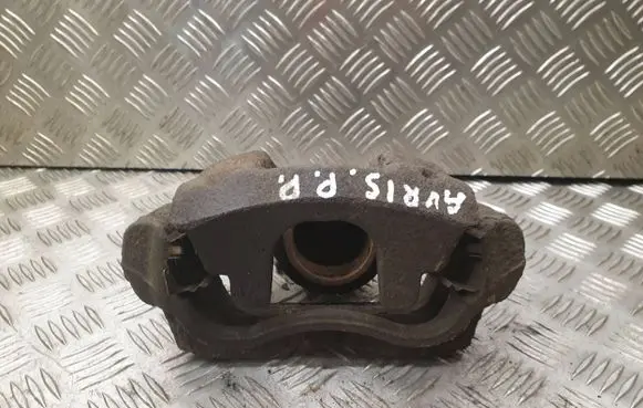 Toyota Auris 150 Front brake caliper