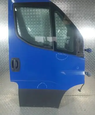 Iveco Daily 6th gen Front door