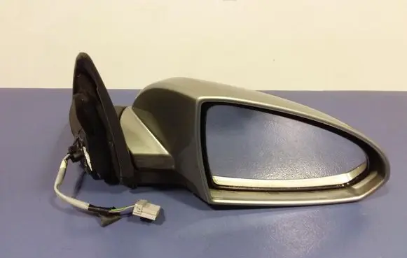 Nissan Primera Front door electric wing mirror 96301BA420