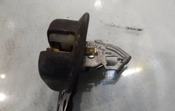 Nissan NV200 Rear door lock