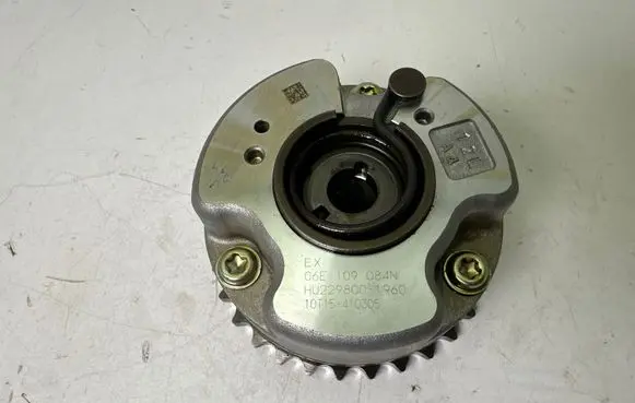 Audi A7 S7 4G Camshaft pulley/ VANOS 06E109084N