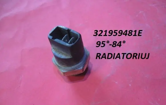 Volkswagen Jetta II Coolant temperature sensor 321959481E